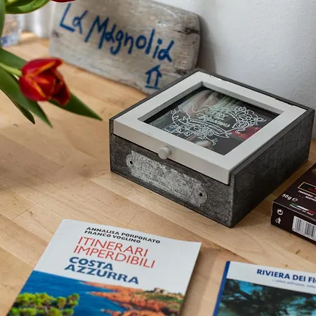 La Magnolia, Caressa De Mae * Bordighera