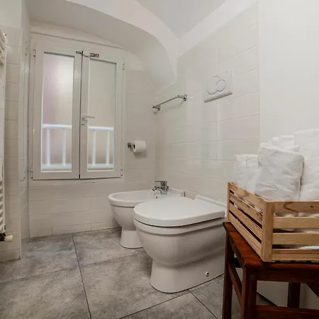 La Magnolia, Caressa De Mä Lägenhet Bordighera