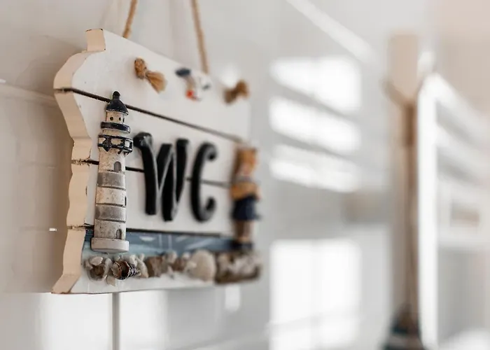 La Magnolia, Caressa De Mae